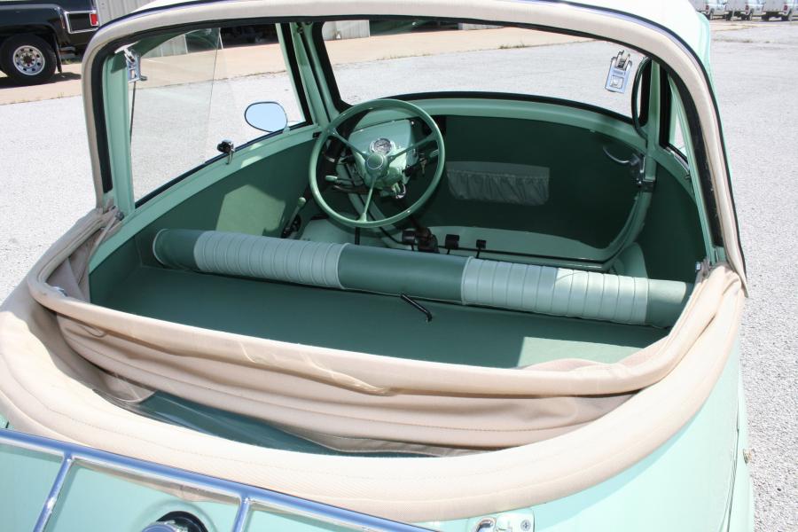  BMW Isetta 300 Convertible 1957 года  (фото 7 из 8)